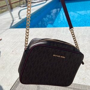 Michael Kors crossbody handbag purse